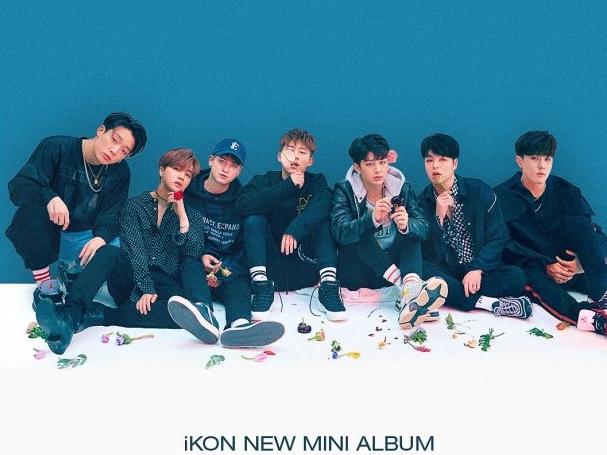 Sởn da gà với màn đồng ca thánh ca mẫu giáo Love Scenario của iKON và 300 khán giả-4