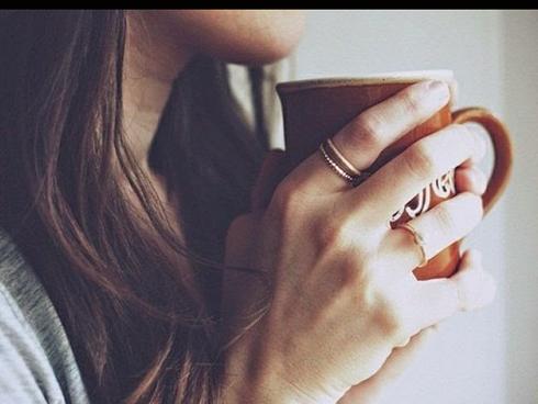 Tuổi Tỵ sự nghiệp lên như 'diều gặp gió' trong khi tuổi Thân quá hao tiền tốn của ngày 18/7/2018