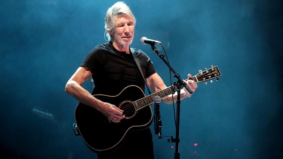 Đã bước sang tuổi 74 nhưng nhạc sĩ, ca sĩ và nhà sản xuất âm nhạc người Anh Roger Waters vẫn miệt mài với các hoạt động nghệ thuật. Ông là một trong những người đồng sáng lập ban nhạc Pink Floyd. Năm nay, ngôi sao gạo cội xứ sương mù thu về 68 triệu USD.