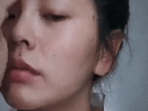 Nếu không có màn make-up 'thần thánh', nhan sắc thật của mỹ nhân cổ trang khiến người ta phải... khóc thét