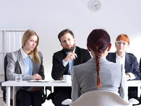 Sinh viên bằng giỏi trượt phỏng vấn xin việc vì nói tục trên Facebook Sinh viên bằng giỏi trượt phỏng vấn xin việc vì nói tục trên Facebook
