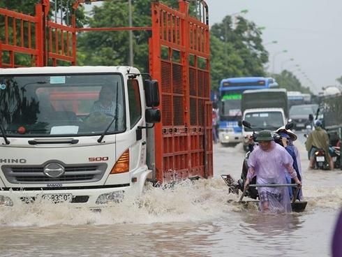Dự báo thời tiết 22/7: Hà Nội tiếp tục có mưa rất to