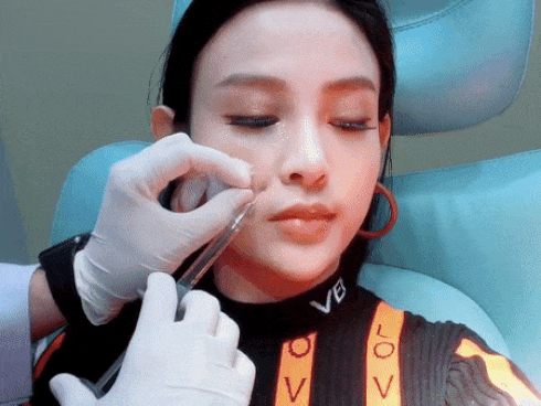 Huyền Baby khóc dở mếu dở vì bị hacker oanh tạc Facebook-5