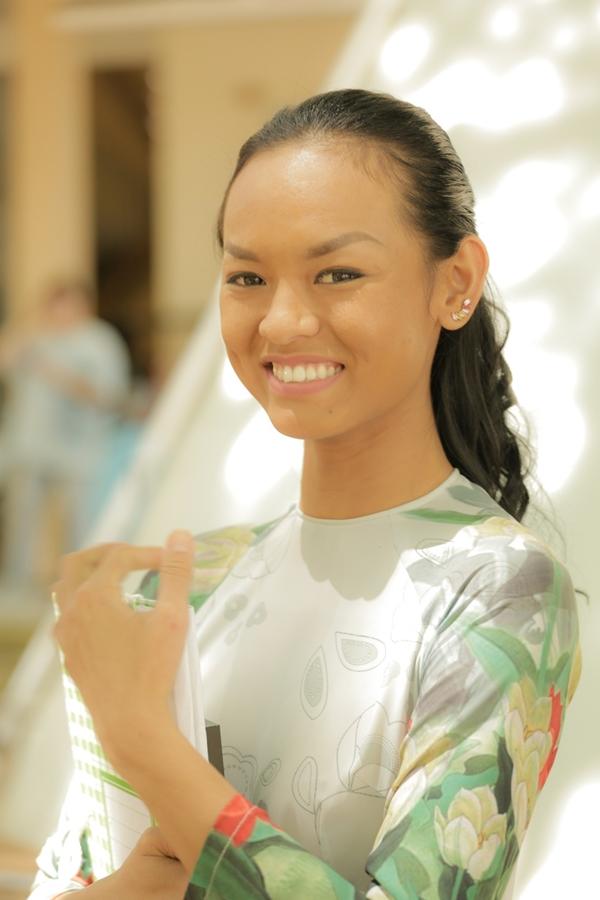 Lần đầu đóng phim điện ảnh nhưng Mai Ngô lại vắng mặt trong buổi công chiếu-2