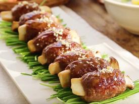 Cách làm thịt bò băm bọc nấm lạ miệng đưa cơm Cách làm thịt bò băm bọc nấm lạ miệng đưa cơm