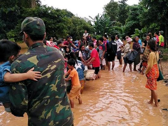 Hình ảnh dân Lào khốn khổ vì vỡ đập thủy điện