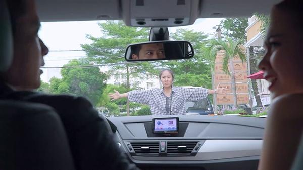 Gạo nếp gạo tẻ tập 36: Mặc Lê Phương níu kéo, gã chồng nhẫn tâm đẩy vợ ngã sấp trước mặt nhân tình-1