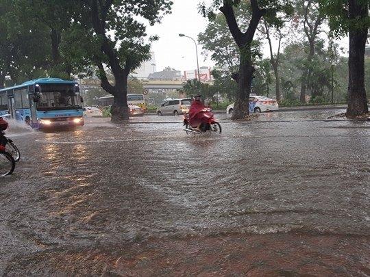 Dự báo thời tiết 26/7: Miền Bắc có mưa lớn đến tận đầu tháng 8