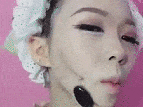 Make-up biến hình thành mỹ nhân cổ trang trong tích tắc, cô gái khiến người xem 'ngả mũ bái phục'