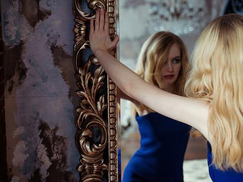 Mẹo phong thủy: Những vị trí cần cân nhắc thật kỹ trước khi treo gương