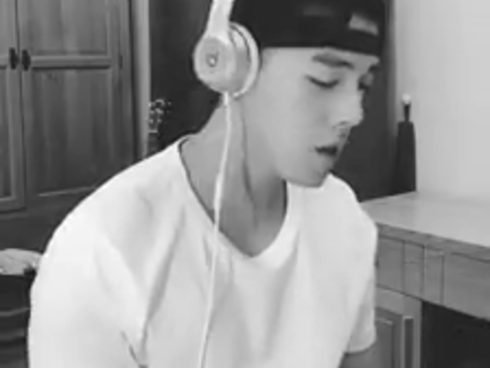 Hot boy Minh Châu bổ sung Gửi tình yêu nhỏ vào bộ sưu tập cover khủng-11