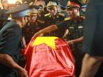 Vụ máy bay rơi: Quê nhà khắc khoải đón liệt sĩ phi công Phạm Giang Nam
