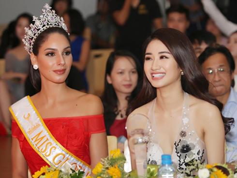 Cùng trong một khung hình, Hoa hậu Thu Ngân đẹp hơn hẳn Miss Global 2017