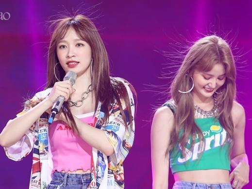 Trưởng nhóm EXID lần đầu xuất hiện sau gần 2 năm vắng mặt để chữa bệnh-10