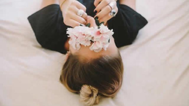 Có bao nhiêu người đi qua thương nhớ mà quên được nhau?-2