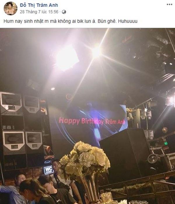 Hết Pewpew khóa môi Misthy, dân mạng lại chóng mặt khi thấy hotgirl Trâm Anh hôn trai lạ-2