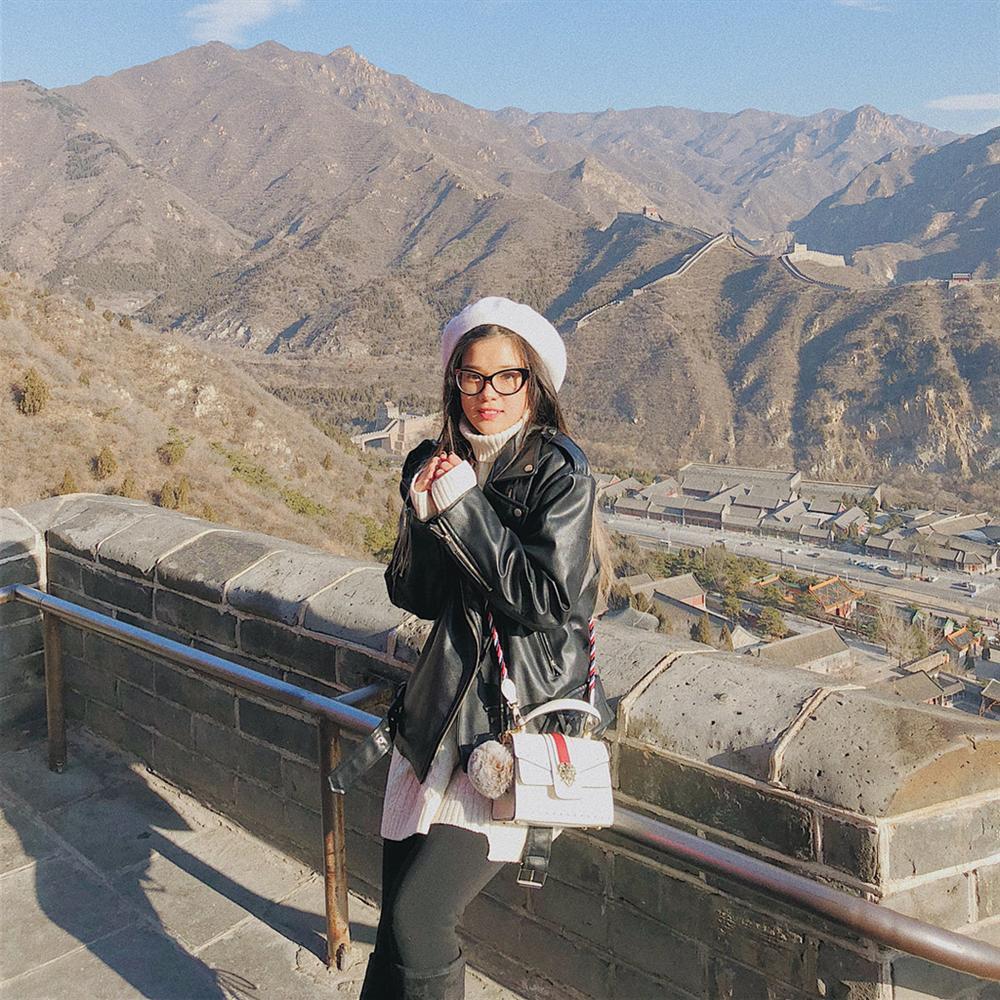 Sở thích chơi hàng hiệu đắt tiền của Hoàng Yến Chibi-7