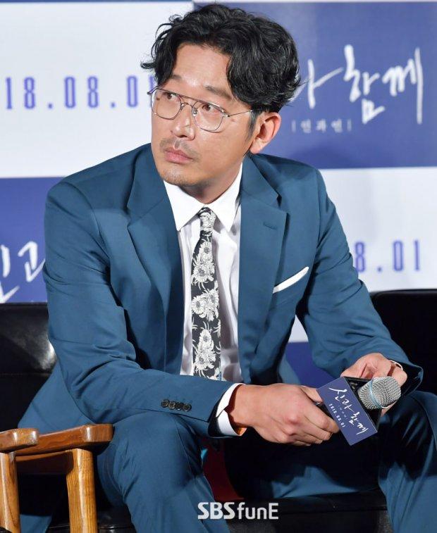 Ha Jung Woo ủng hộ em trai kết hôn với nữ phụ lầy lội Thư ký Kim sau 6 năm hẹn hò - Hwang Bora đáp trả thế nào?-6