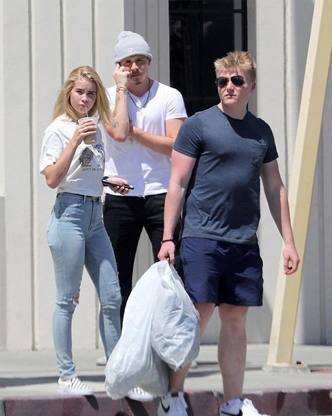 Bạn gái mới cực quyến rũ của cậu cả 19 tuổi nhà Beckham-1