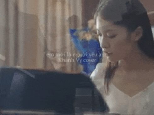 Vừa comeback hot girl giỏi 7 thứ tiếng - Khánh Vy đã gây nghiện với nhạc phẩm tự sáng tác-4