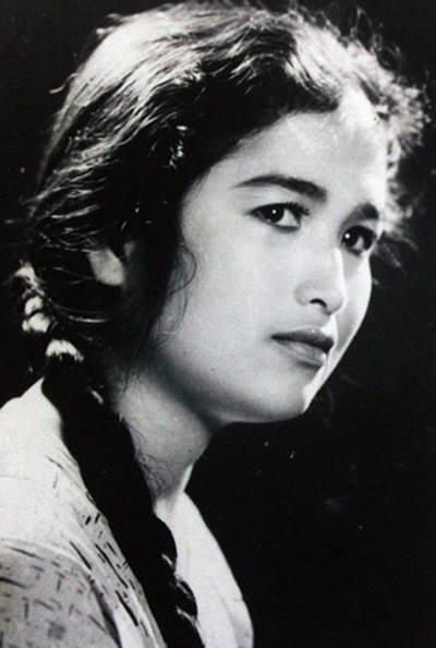 Loạt ảnh thời xuân sắc của những mỹ nhân từng làm chao đảo màn ảnh Việt-5