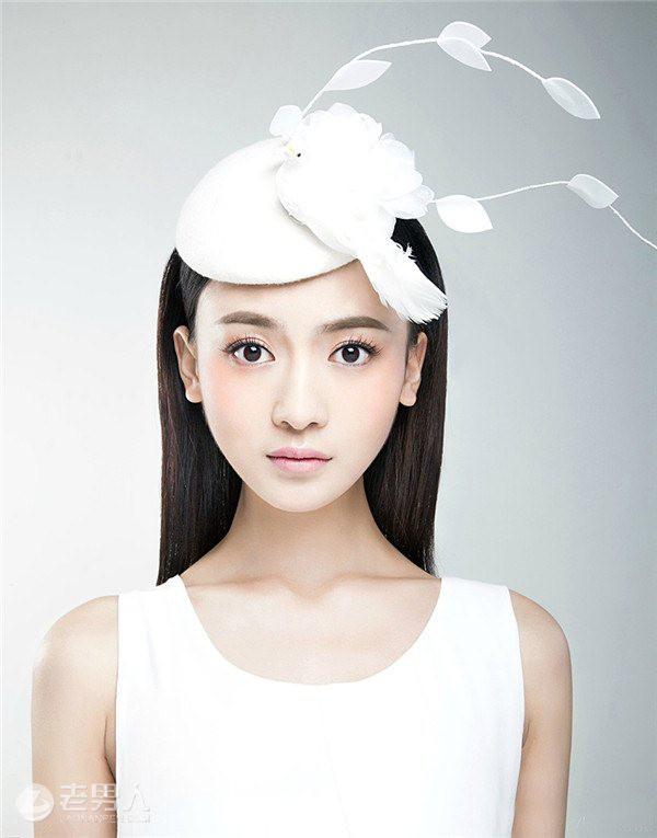 Lác mắt với hàng lông mày con đậu con bay từ hoàng hậu tới cung nữ trong Diên Hi Công Lược đình đám-9