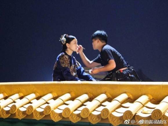 Loạt ảnh tiết lộ mối quan hệ thực sự của Xa Thi Mạn và dàn mỹ nhân Diên Hi Công Lược-4