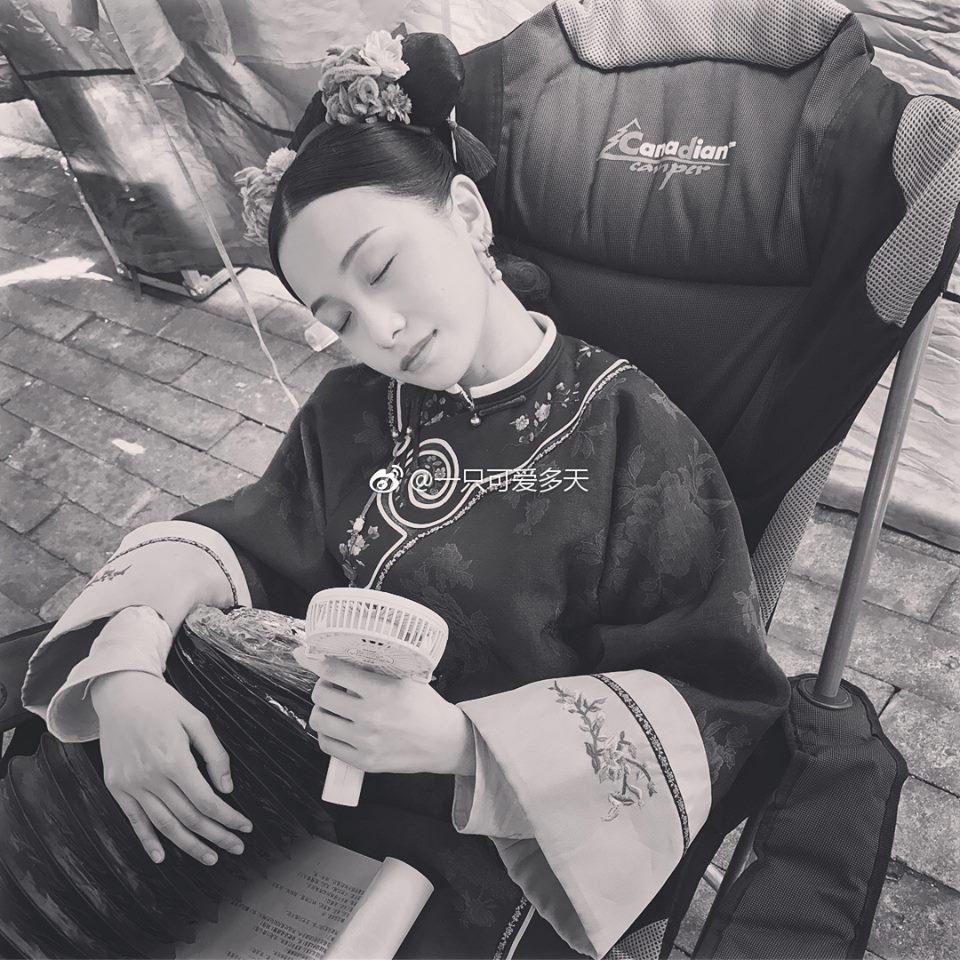 Loạt ảnh tiết lộ mối quan hệ thực sự của Xa Thi Mạn và dàn mỹ nhân Diên Hi Công Lược-16