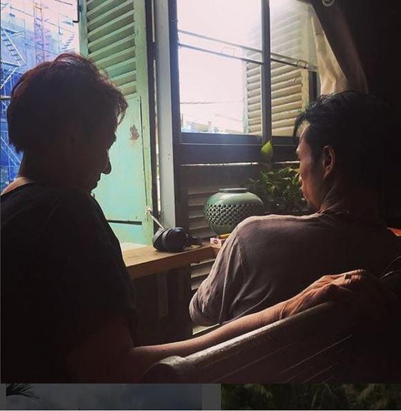 Sau scandal gạ tình, Phạm Anh Khoa bất ngờ cắt phăng mái tóc rock đặc trưng, thay đổi diện mạo chỉn chu hiền hậu-5