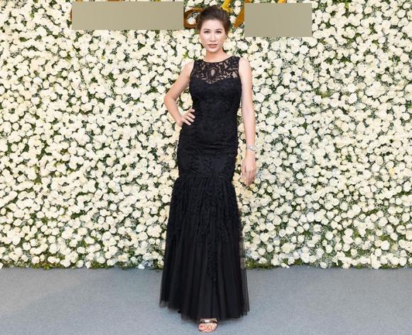 Hương Giang Idol phối màu sến sẩm - Thúy Vi già ngang ngửa trái cà đứng đầu TOP SAO MẶC XẤU tuần qua-6