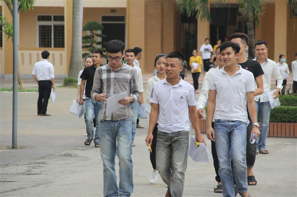 Nghệ An: Có 63 bài tăng điểm, 32 bài giảm điểm sau khi chấm phúc khảo-1