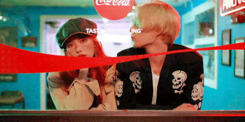 Trước khi xác nhận hẹn hò, HyunA và người tình trẻ từng tung ám hiệu bằng loạt ảnh gây shock-1