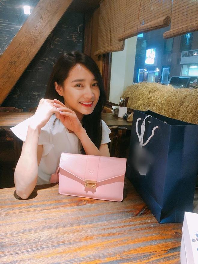 Hết tan rồi lại hợp, Nhã Phương và Trường Giang khiến cả showbiz dậy sóng-4