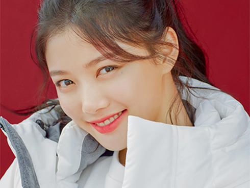 Park Min Young và Park Seo Joon chiếm sóng showbiz Hàn tháng 8-9