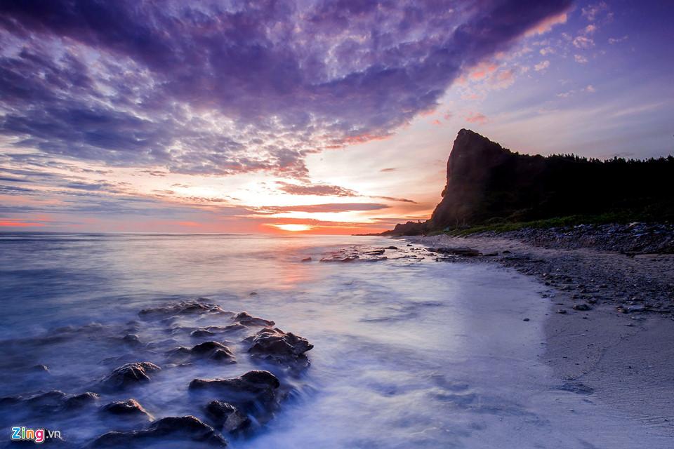 Ngắm miệng núi lửa trên đảo Lý Sơn từ fly cam-2