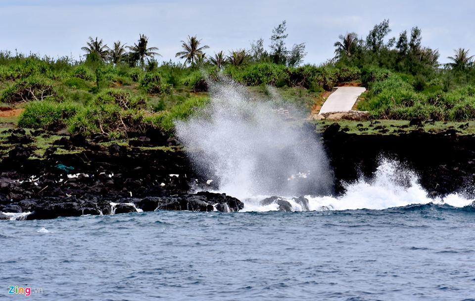 Ngắm miệng núi lửa trên đảo Lý Sơn từ fly cam-8