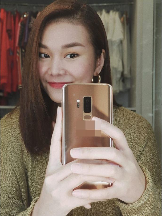 Á hậu Huyền My tiết lộ khoảnh khắc ngậm cơm chụp ảnh năm lớp 11-8