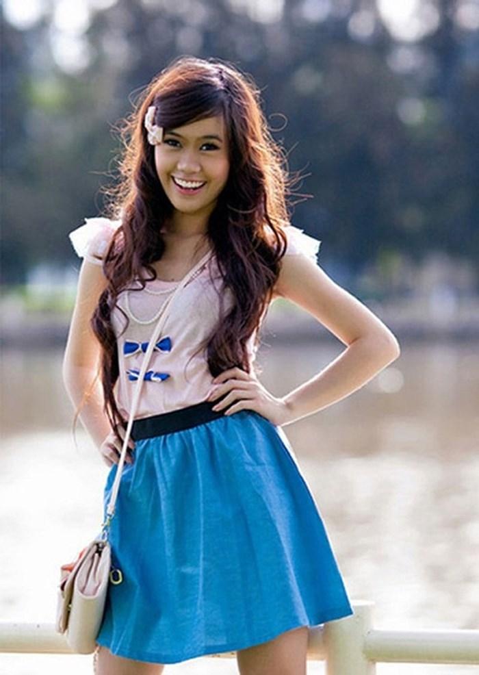 Cuộc lột xác ngoạn mục của những hotgirl 9X sở hữu triệu người theo dõi-1