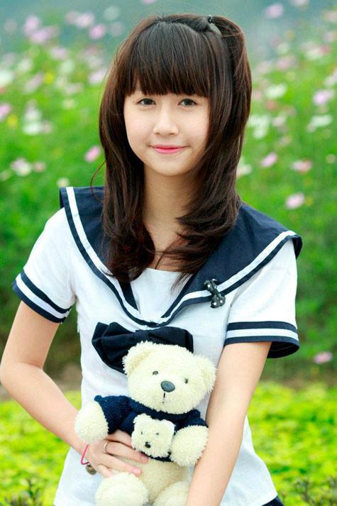 Cuộc lột xác ngoạn mục của những hotgirl 9X sở hữu triệu người theo dõi-9