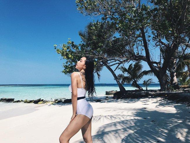 Cuộc lột xác ngoạn mục của những hotgirl 9X sở hữu triệu người theo dõi-19