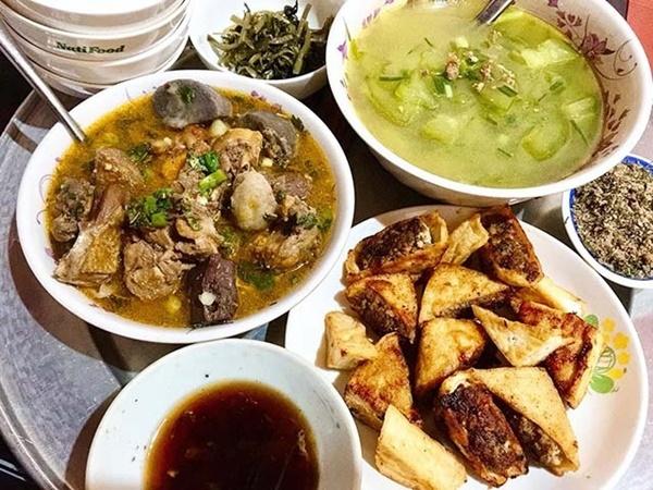 Mâm cơm chất lừ của cô gái bị bố mẹ cấm lấy chồng sớm-8