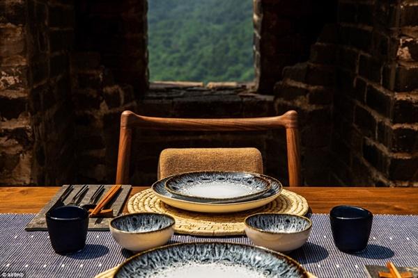 Khách sạn nằm trên tháp canh ở Vạn Lý Trường Thành-6