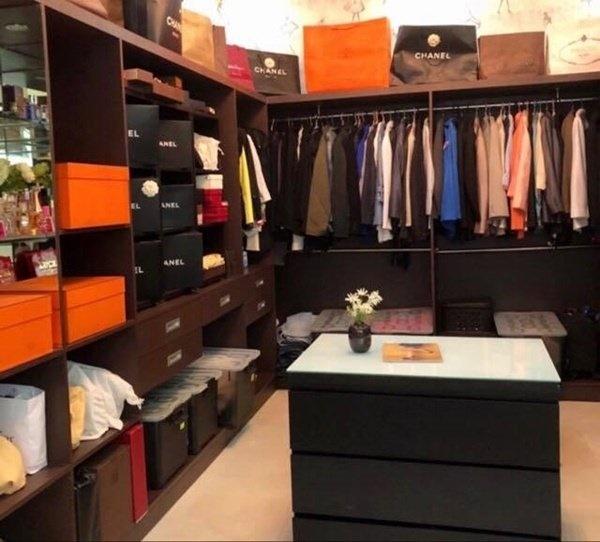 Vợ MC Quyền Linh sang chảnh hết nấc với loạt đồ hiệu-3