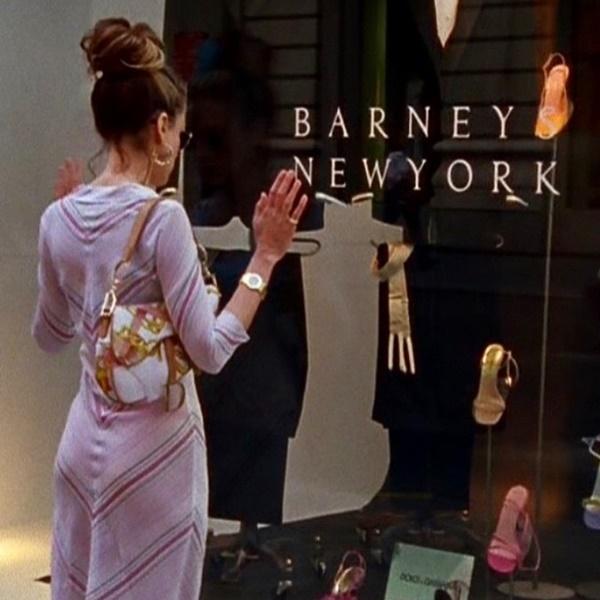 Cận cảnh mẫu túi xách gần 200 triệu đồng đang khiến loạt sao Việt sẵn sàng rút ví không sợ đau-3