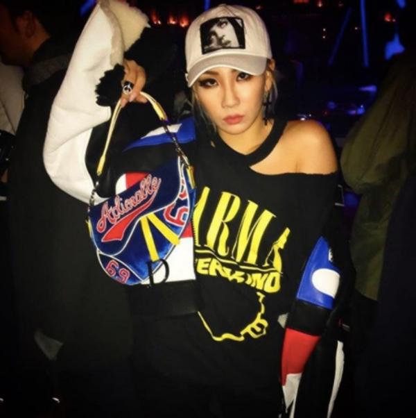 Cận cảnh mẫu túi xách gần 200 triệu đồng đang khiến loạt sao Việt sẵn sàng rút ví không sợ đau-5