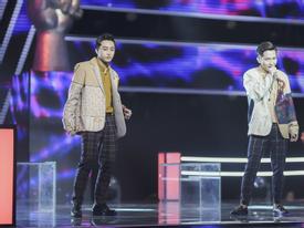 Học trò Noo Phước Thịnh mê hoặc khán giả khi hát hit ‘Bùa yêu’ của Bích Phương Học trò Noo Phước Thịnh mê hoặc khán giả khi hát hit ‘Bùa yêu’ của Bích Phương