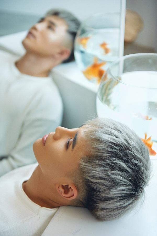 Vpop đầu tháng 8: Will khoe body lực lưỡng, Ưng Hoàng Phúc gây sốc với loạt cảnh đánh đấm như dân giang hồ-5