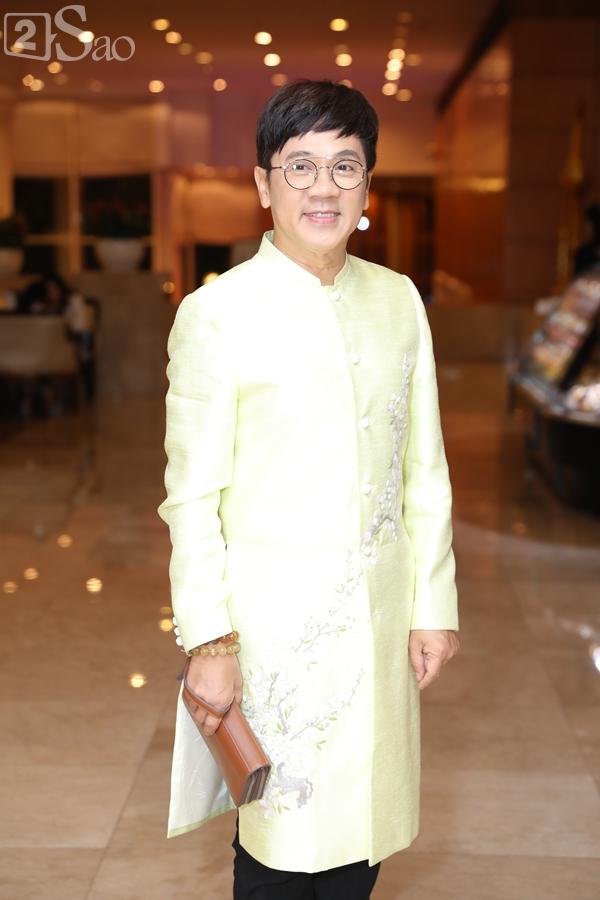 Dàn sao Việt tấp nập đến chúc mừng đám cưới con gái NSND Hồng Vân-13