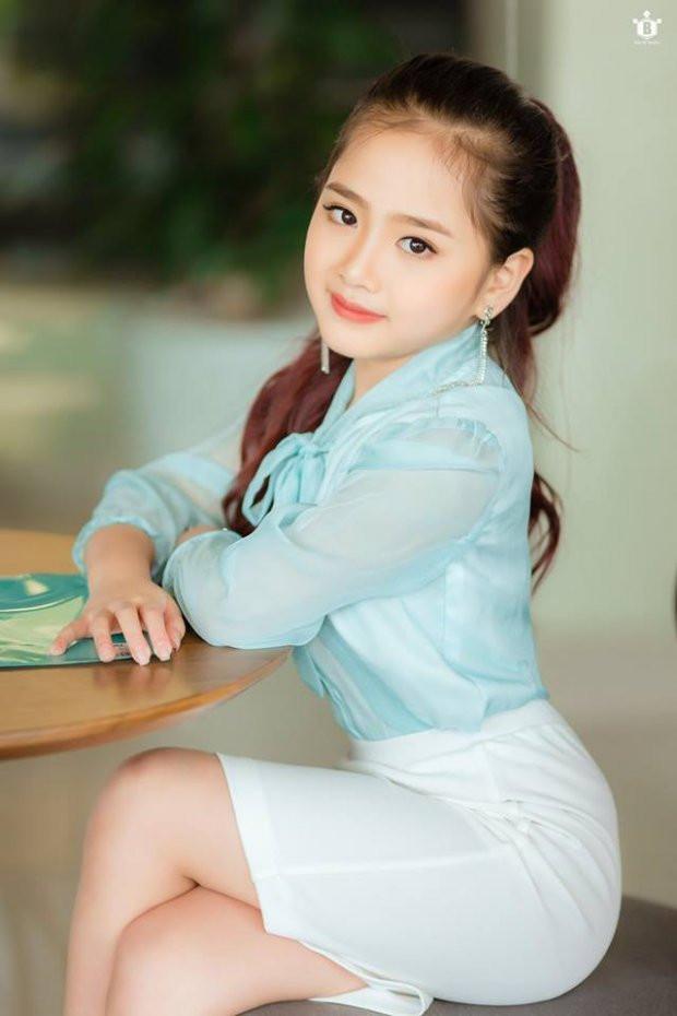 Lịm tim với bộ ảnh Thư ký Kim sao thế? không thể đáng yêu hơn của cặp mẫu nhí đình đám-3