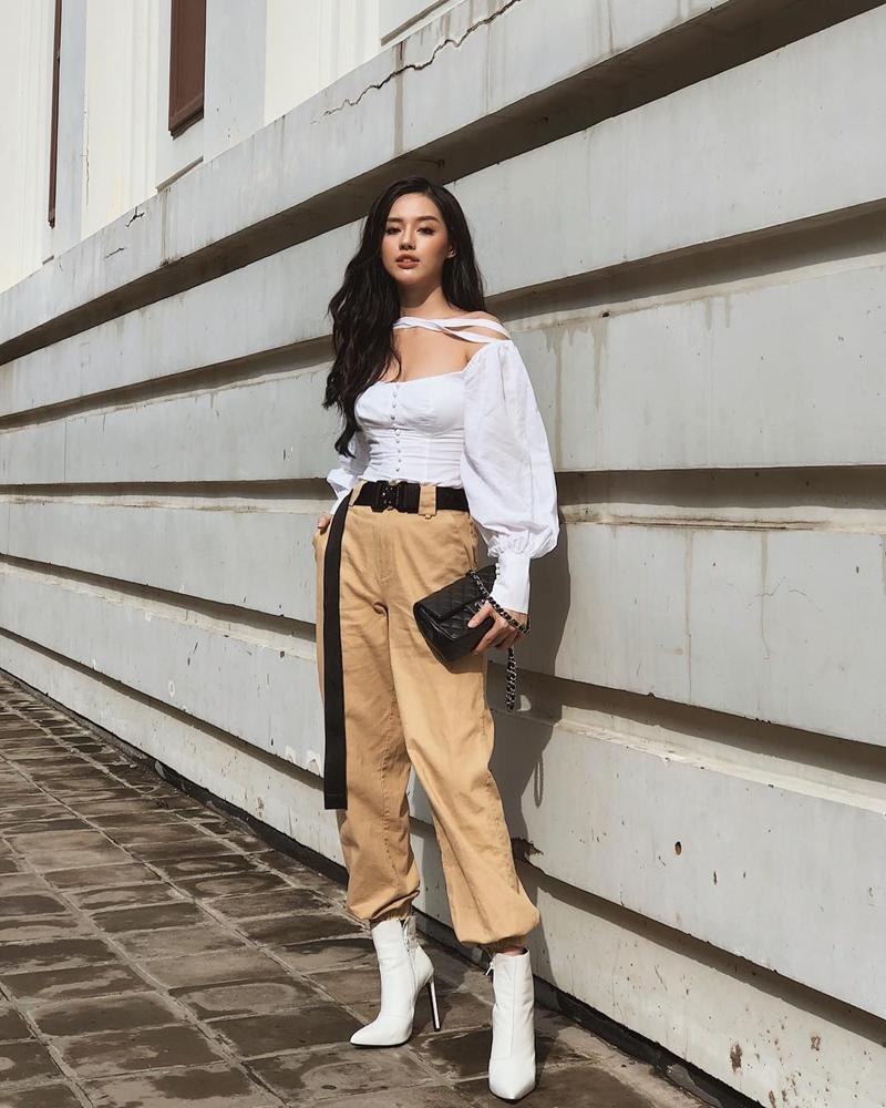 Chơi màu neon xịn xò như Quỳnh Anh Shyn - Phí Phương Anh: bảo đảm nổi bần bật giữa đám đông luôn!-5